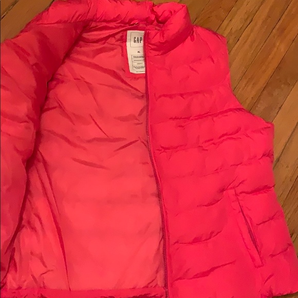 Hot pink puffer jacket - Picture 2 of 3
